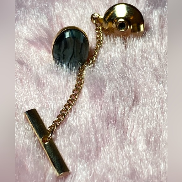 Vintage Tie Tack w/Chain - Picture 2 of 8